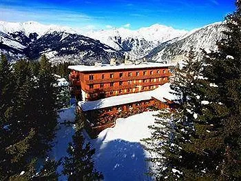 Hotel Des Neiges Courchevel 4*,